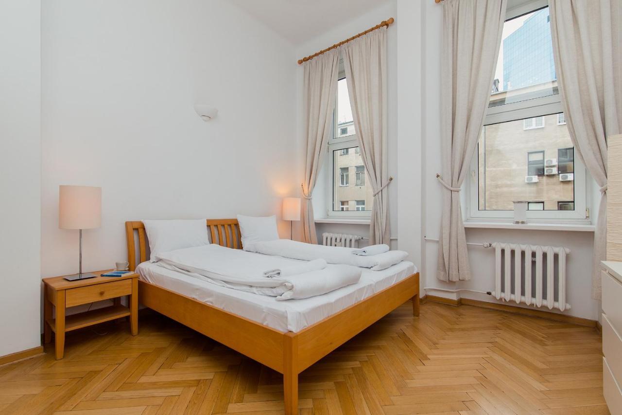 Shortstaypoland Boduena Warsaw Luaran gambar